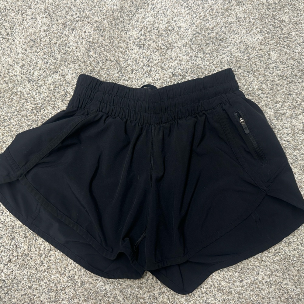 lululemon hotty hot shorts: black (no liner)
